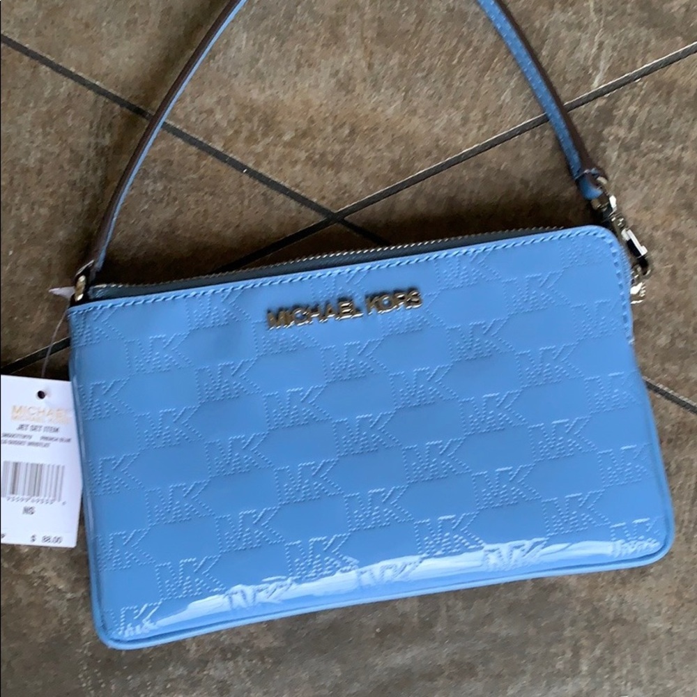 MICHAEL KORS JET SET ITEM LG GUSSET WRISTLET - Picture 8 of 16